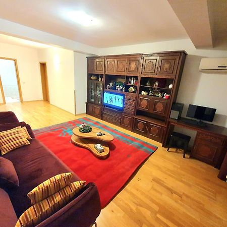 Centru Unirii Luxury Vip Apartament 2 Camere 98 Mp ! Parcare Subterana Privata Incalzita Iarna Si Climatizata Vara Doar Cu Rezervare In Limita Locurilor Disponibile ! Proprietate In Regim Hoteliep - Nu Are Bucatarie ! Bucharest Exterior photo